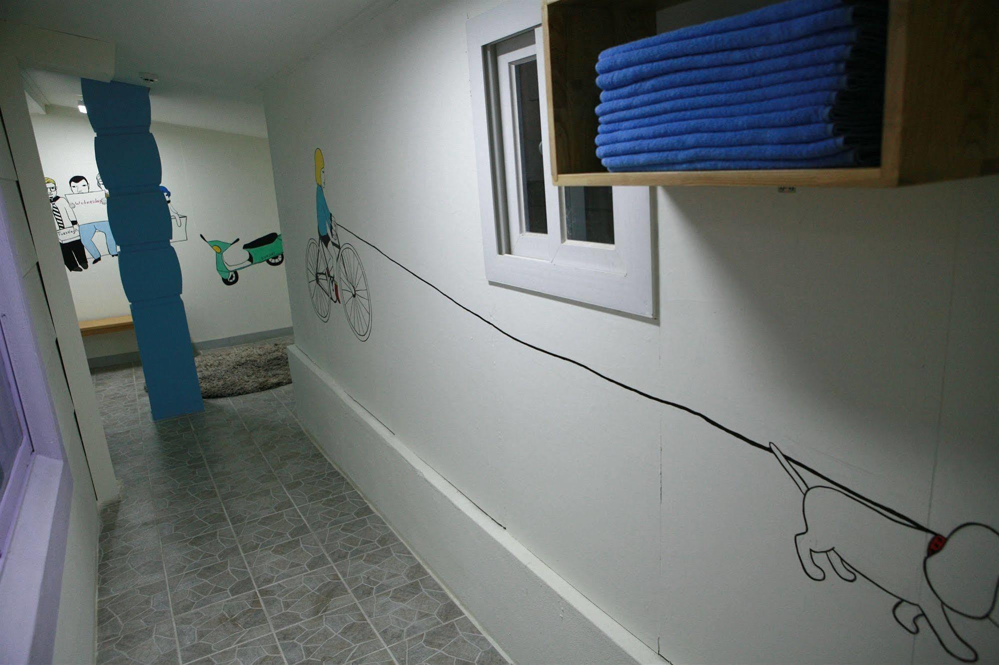 Guesthouse Mate Пусан Экстерьер фото